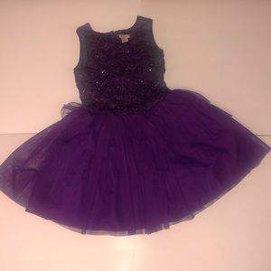 Very cute and comfy dress